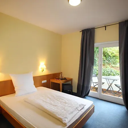 Hotel Berghof 2*